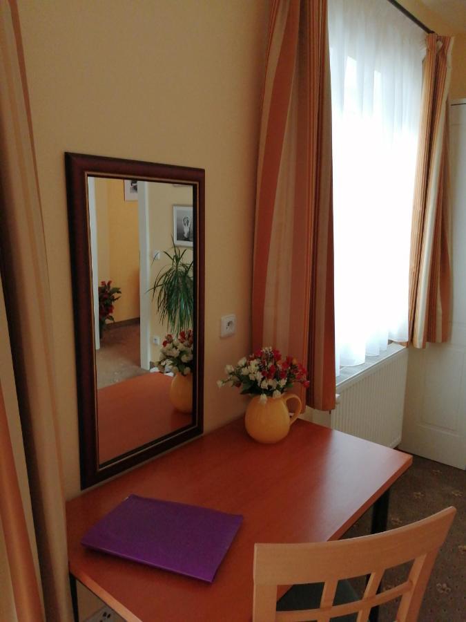Apartmany Cesky Dvur Mariánské Lázně Eksteriør billede